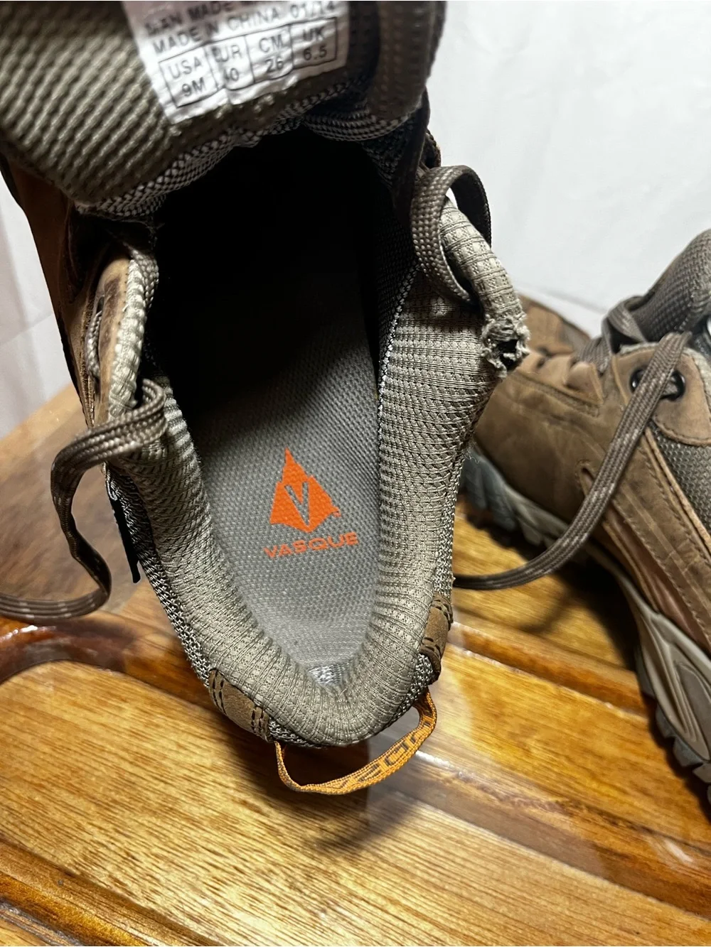 Vasque Mantra 7071 Gore-Tex Waterproof Hiking Shoes boots Women's Size 9M Brown
